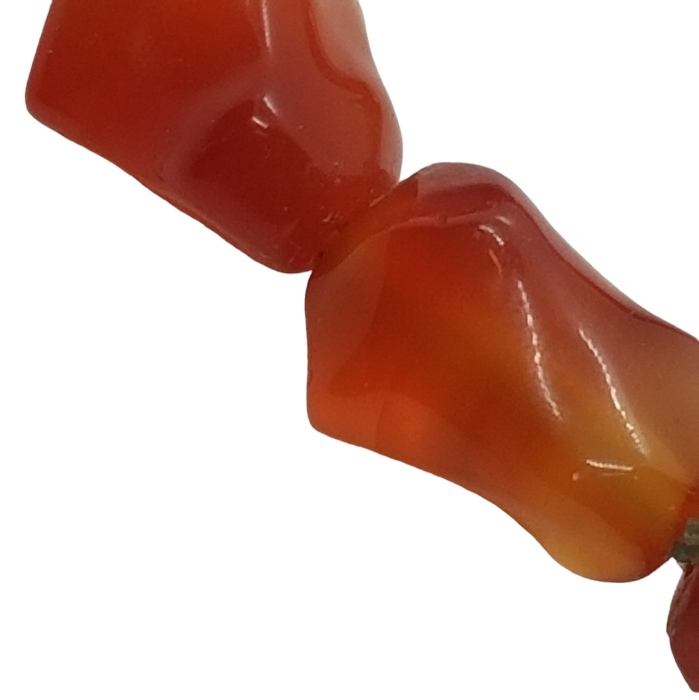 VINTAGE SHAPED & POLISHED CARNELIAN AGATE STONE BRACELET WITH 925 CLASP - Picture 4 of 5